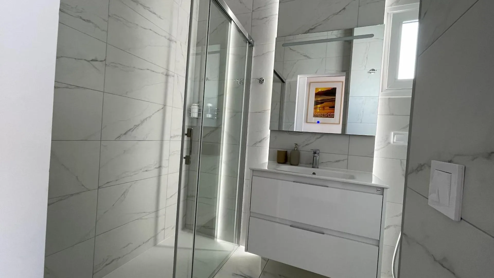 Newly Renovated Apartment With 2 Terrace, 2 Bedroom, 5Min Beach Пуэрто-де-Сантьяго Испания