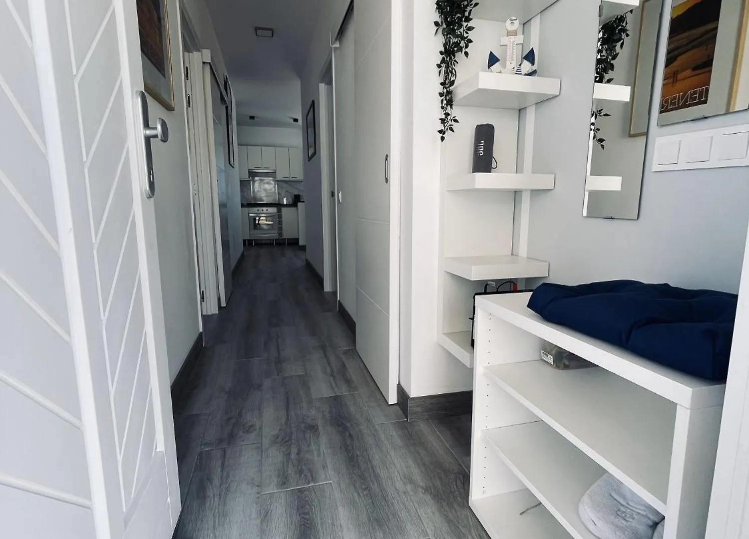 Newly Renovated Apartment With 2 Terrace, 2 Bedroom, 5Min Beach Puerto de Santiago  0*, Puerto de Santiago (Tenerife)